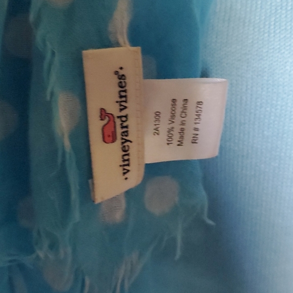 Vineyard vines women's Lt blue scarf - Picture 8 of 9